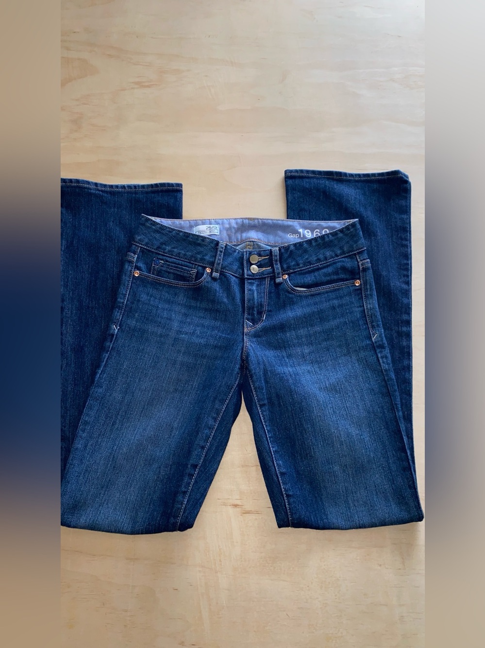 GAP Women's Dark Blue Boot-Cut Jeans size 25/0r